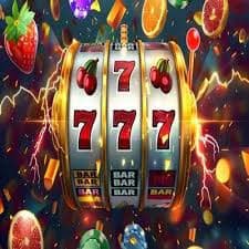 Visual 99slot platform mobile modern yang dinamis dengan tampilan sportsbook dan slot online